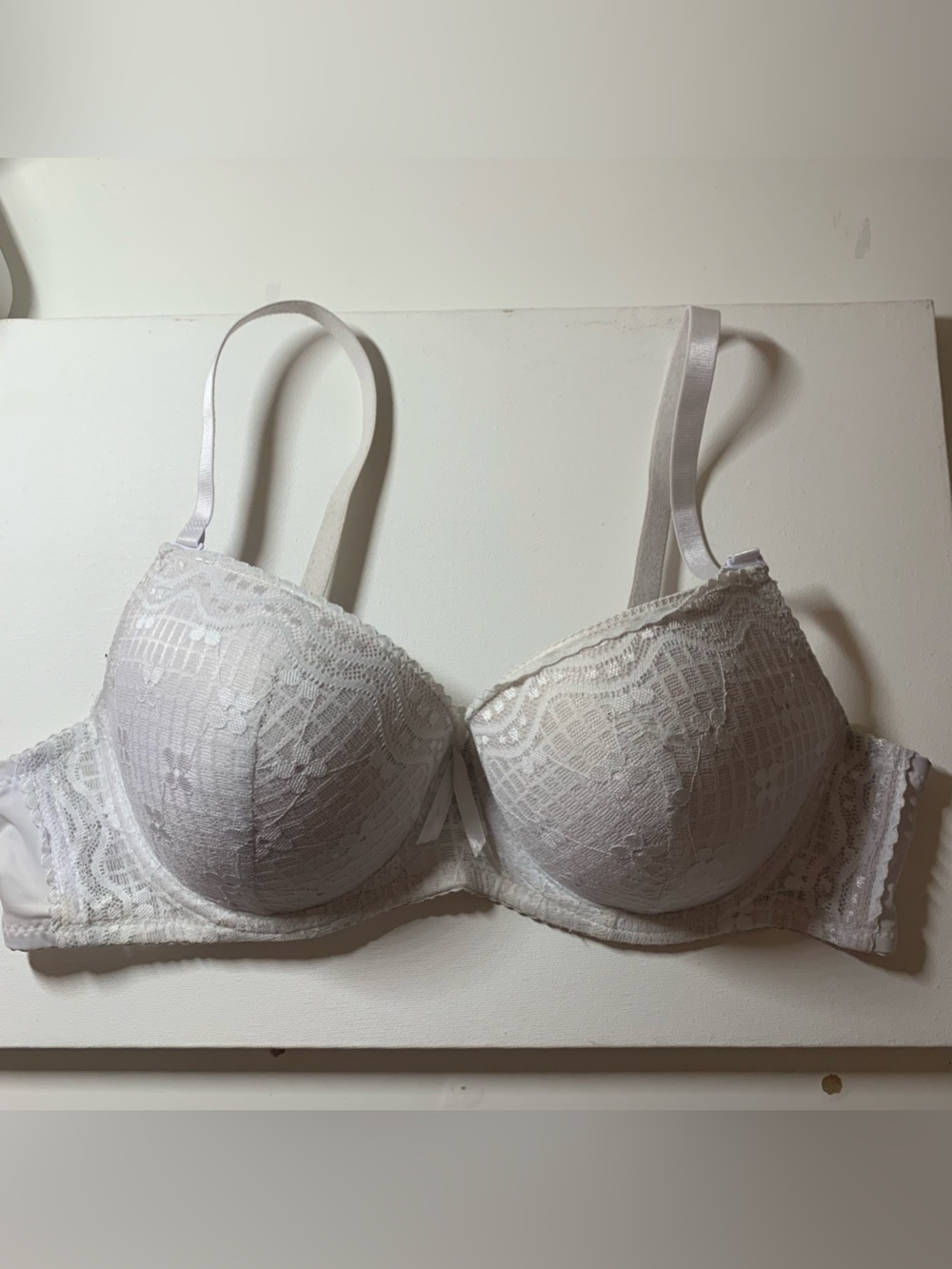 Vintage white Lunna bra size 6